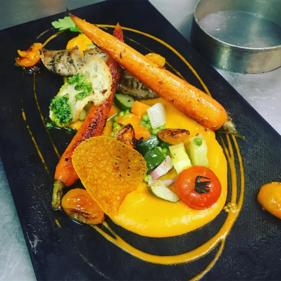 creation thumb for Filet de galinette - Purée d’agrume - Carotte glacée - Petits légumes