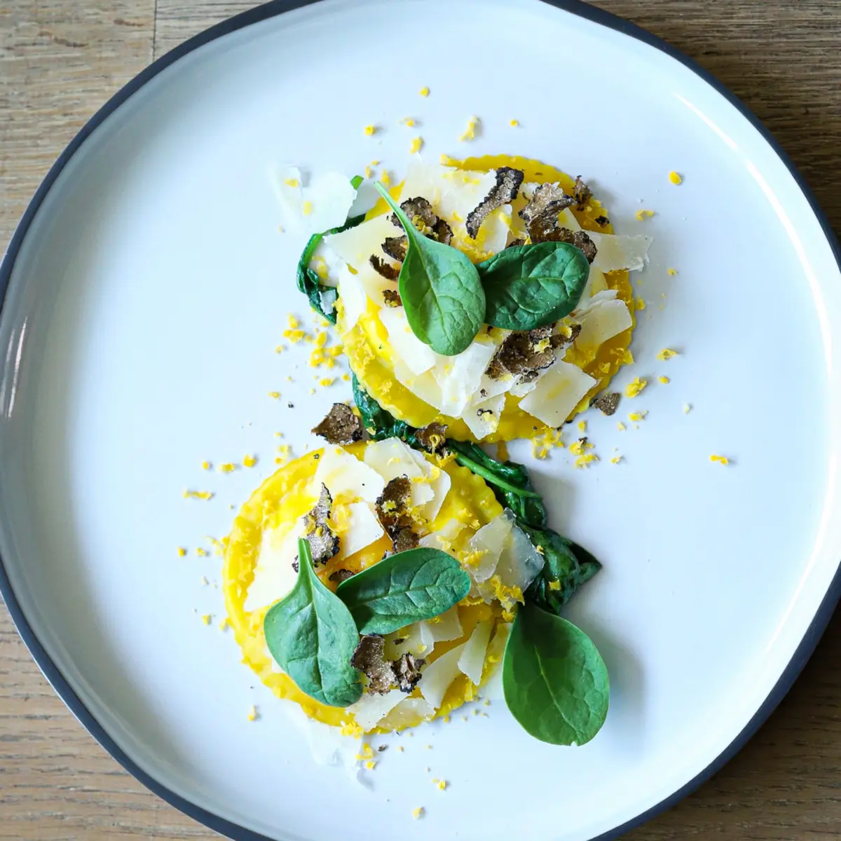 creation thumb for Ei-Benedikt Raviolo ™️ Style 💛👩🏻‍🍳🍽