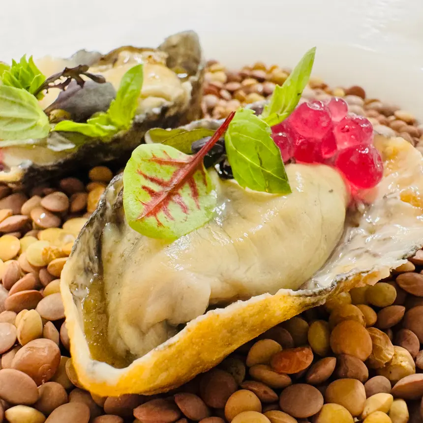 creation thumb for 100% Edible Oyster