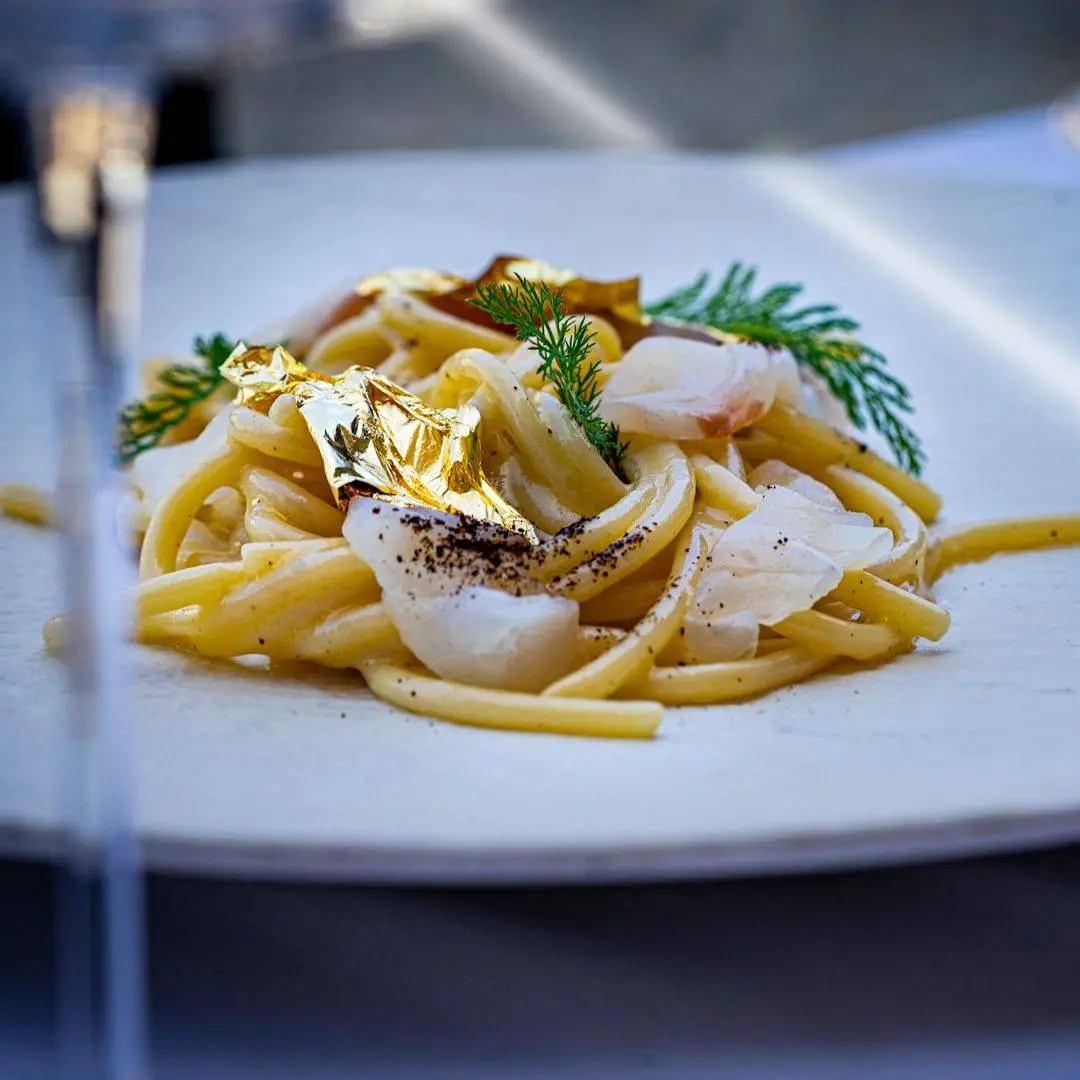 creation thumb for Spaghettoni Mancini with smoked butter, pink sea bream