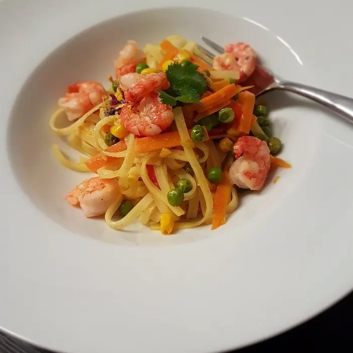 creation thumb for Reisnudelsalat mit Crevetten