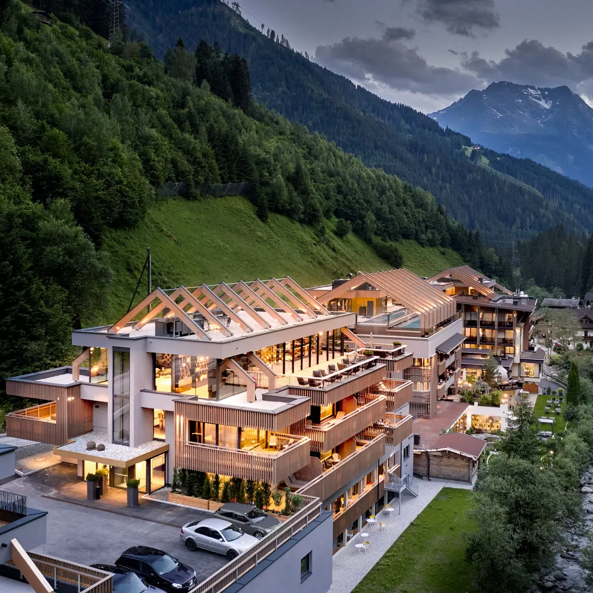 creation thumb for Zillergrund Rock - Luxury Mountain Resort