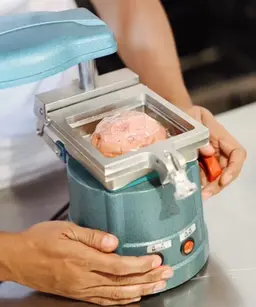 Máquina de termoformado al vacío